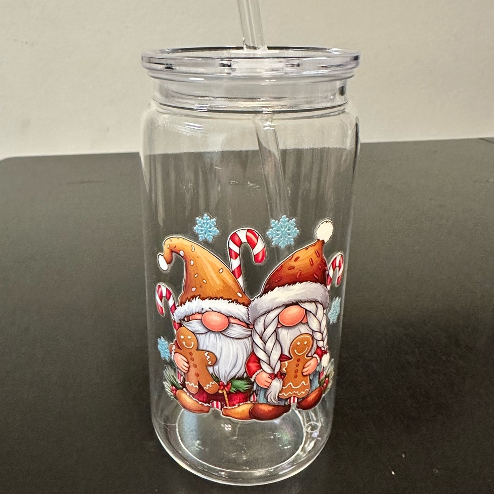 Gnome Christmas Plastic Tumbler with Straw